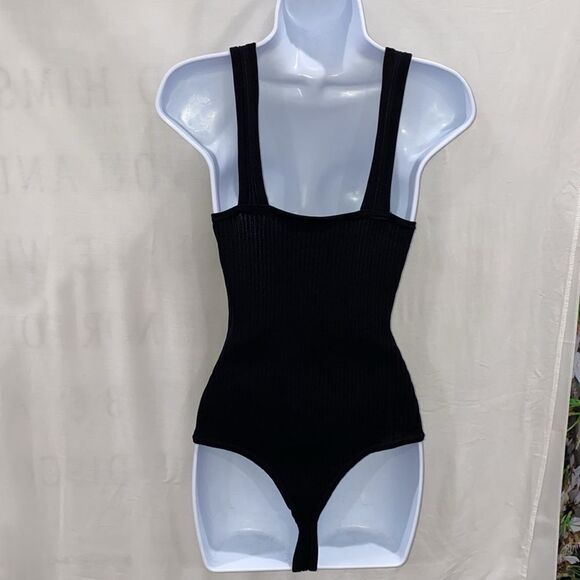 Guess Kaylee Black Square Neck Ribbed Bodysuit With Hook & Eye Front V-Neck M - Picture 9 of 16